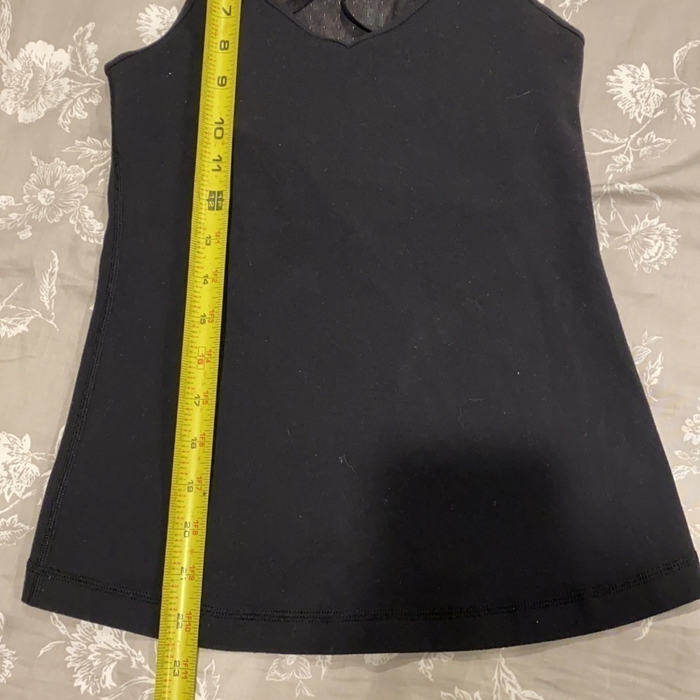 Lululemon Built In Bra Top With Mesh Back - Picture 13 of 13